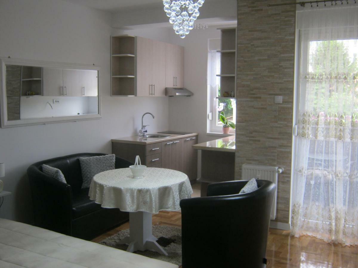 Ildiko Studio Apartment Is A Calm Place To Relax Subotica Exterior photo