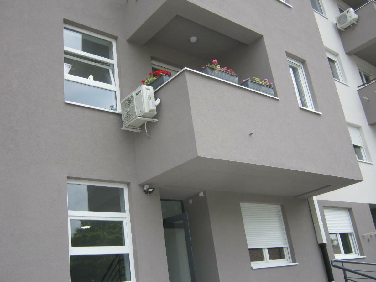 Ildiko Studio Apartment Is A Calm Place To Relax Subotica Exterior photo